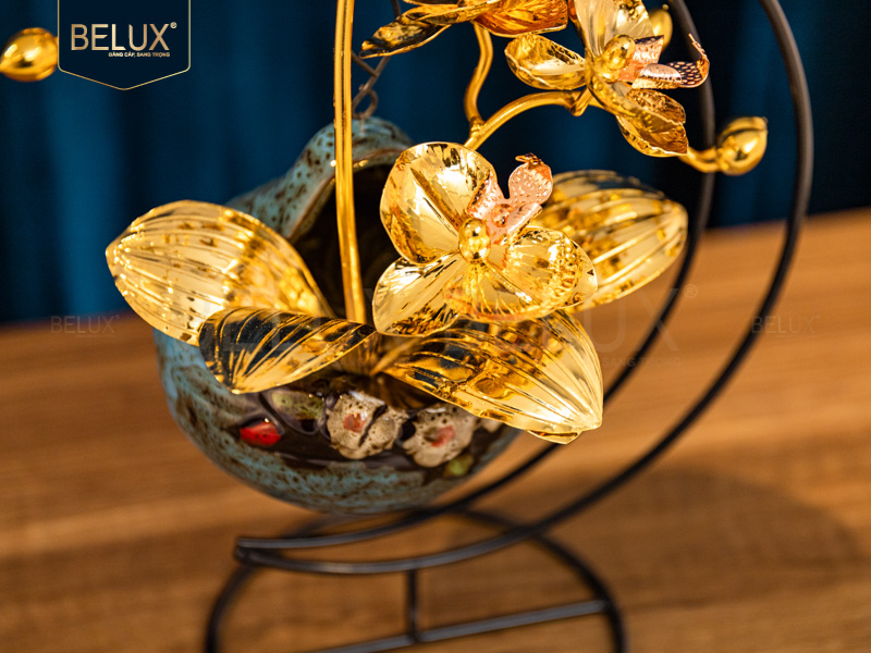 Lan Vũ Điệu mạ vàng 24k&nbsp;20x11x19cm